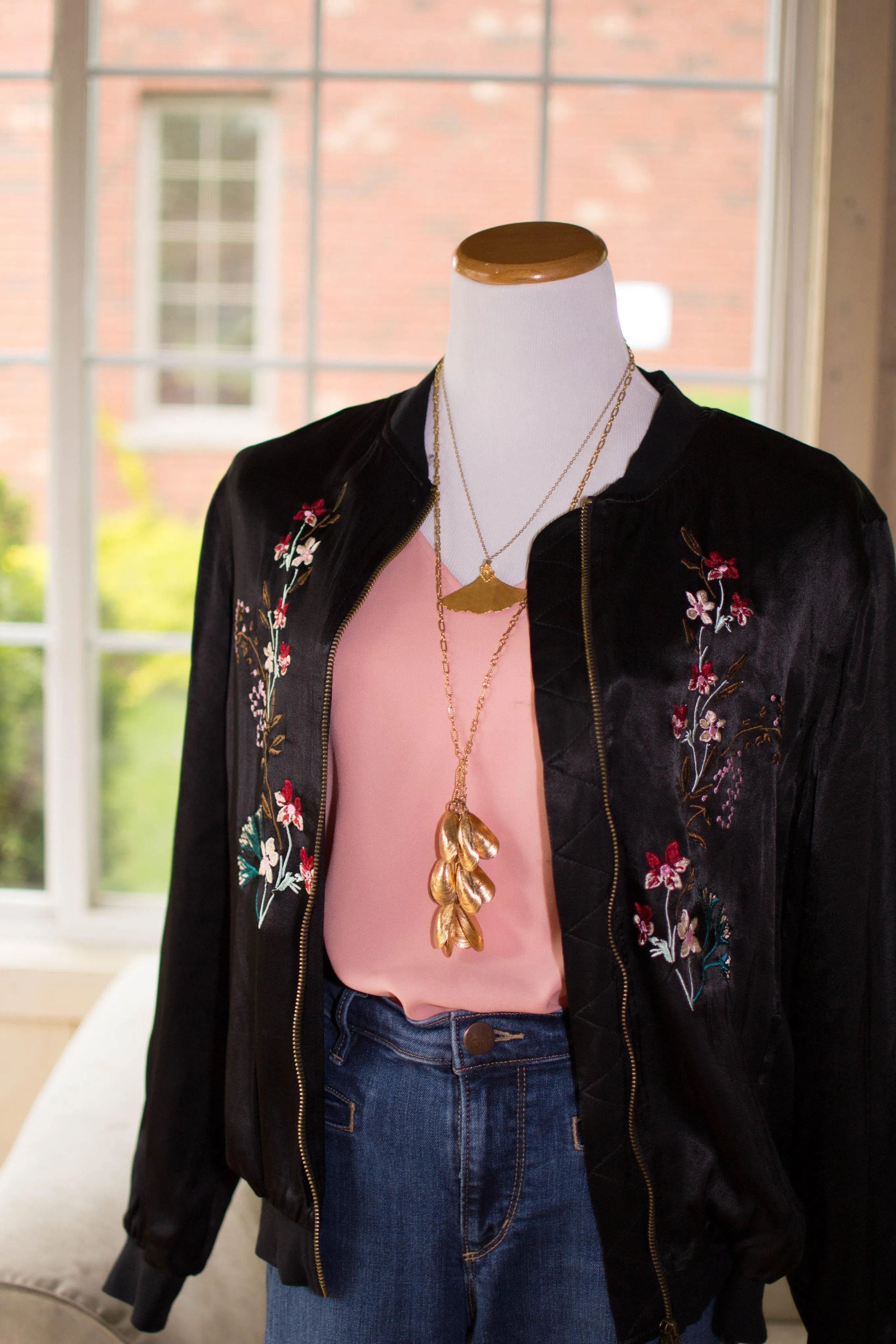 Accessocraft NYC Gold Shell Statement Necklace