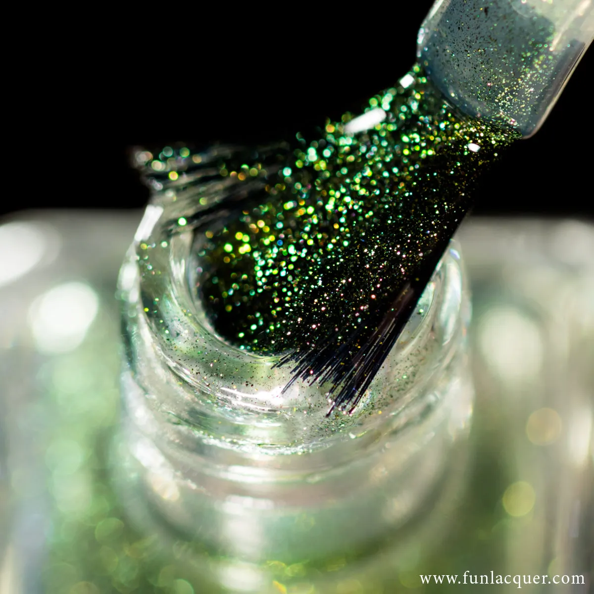 Green Rose Platinum Diamond Magnetic Nail Polish