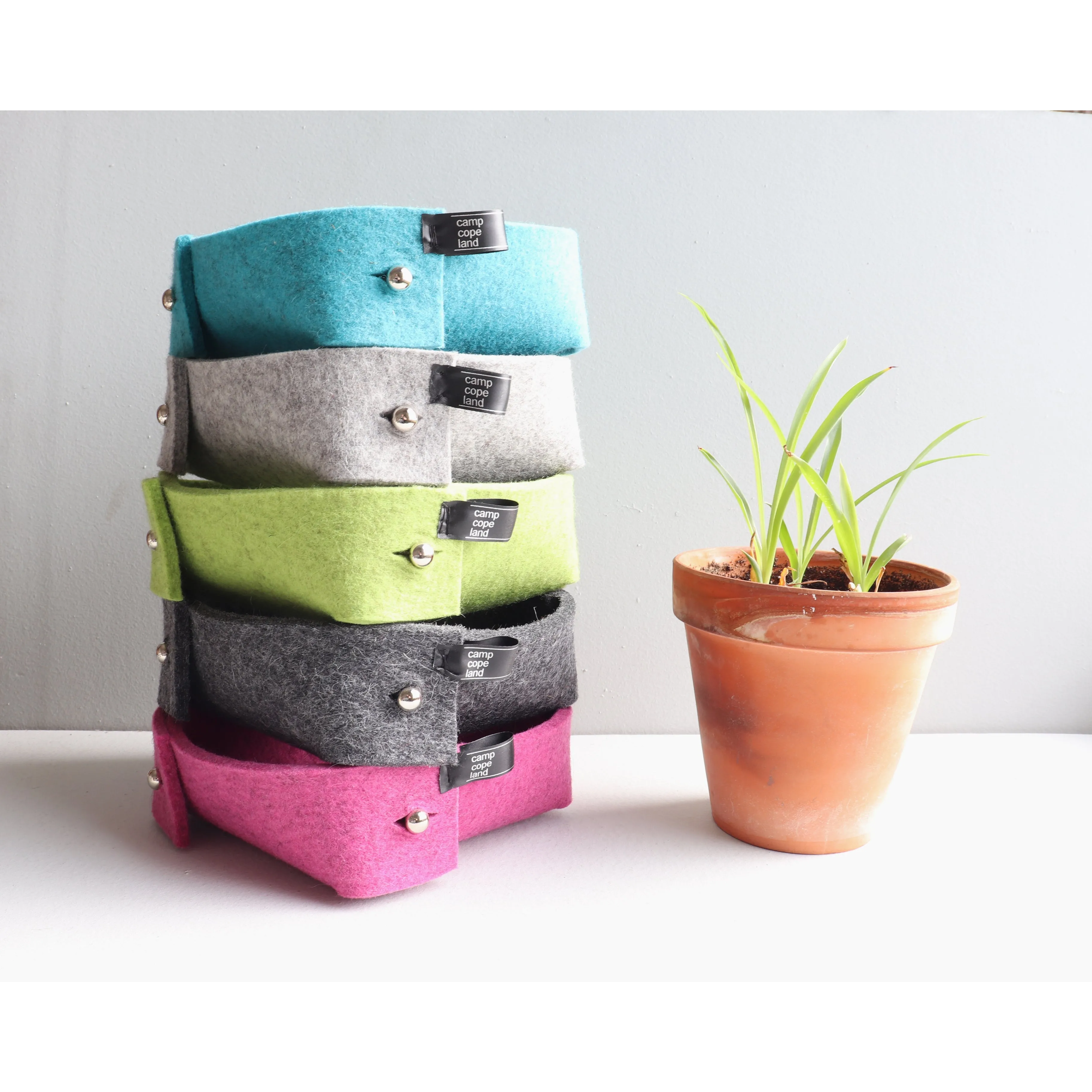 Handmade Felt Bowl (more colors)