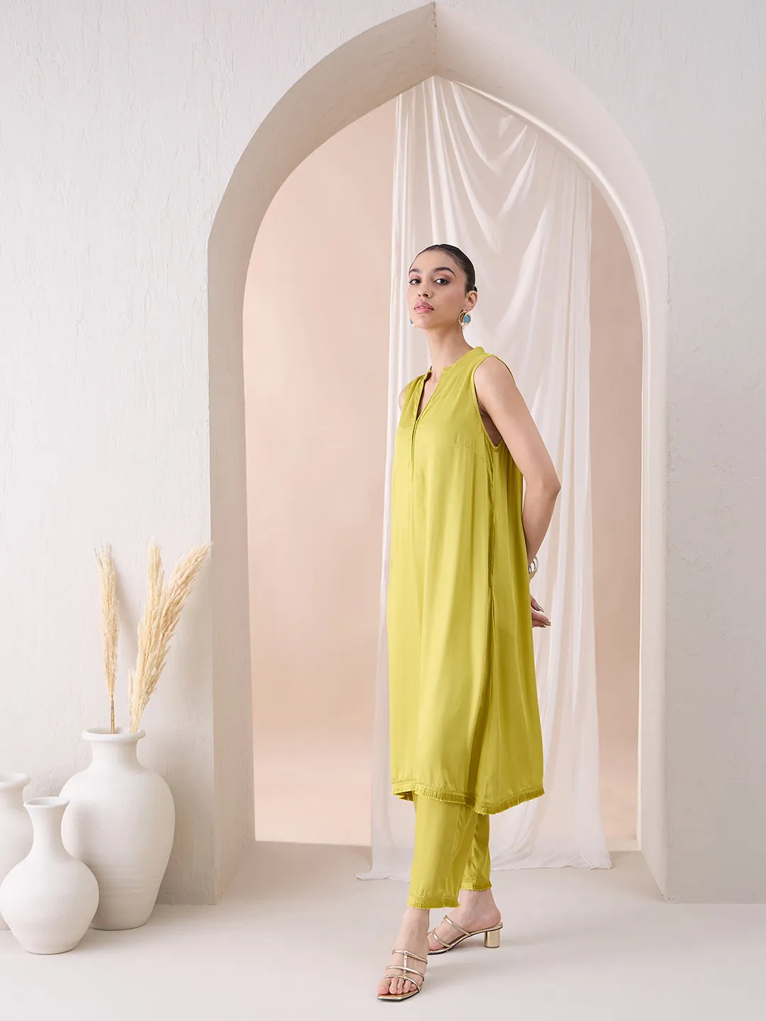 Pear Green Fringe Lace Detailing Long Kurta With Straight Pant