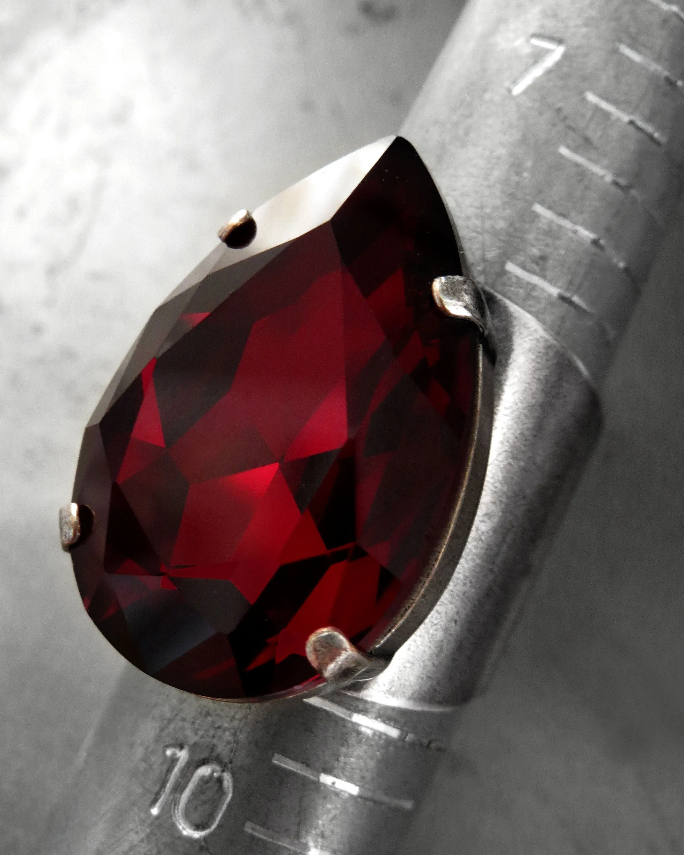 SANGUINE - Gothic Blood Red Crystal Ring - Teardrop