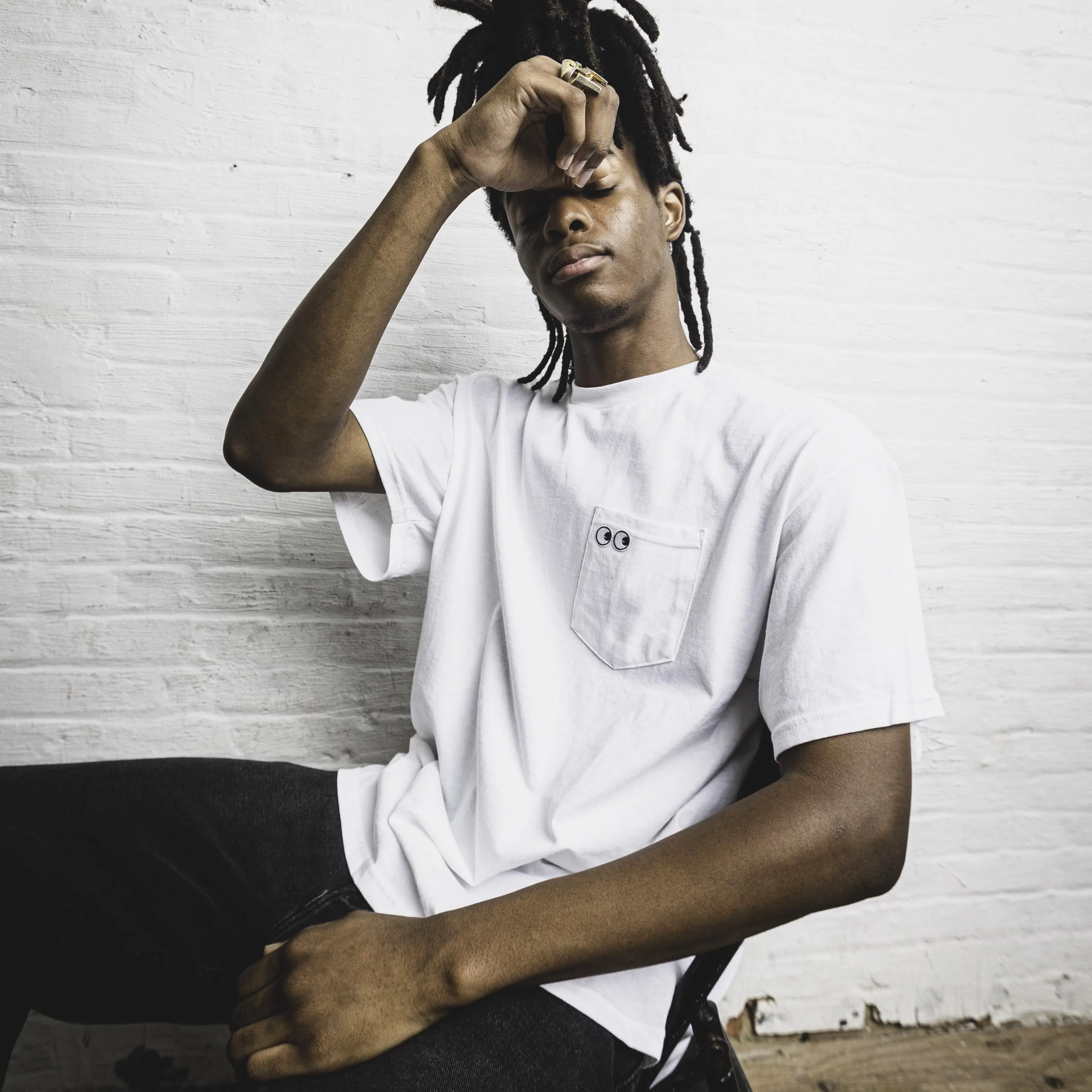 TEE: Side Eyed Pocket Tee