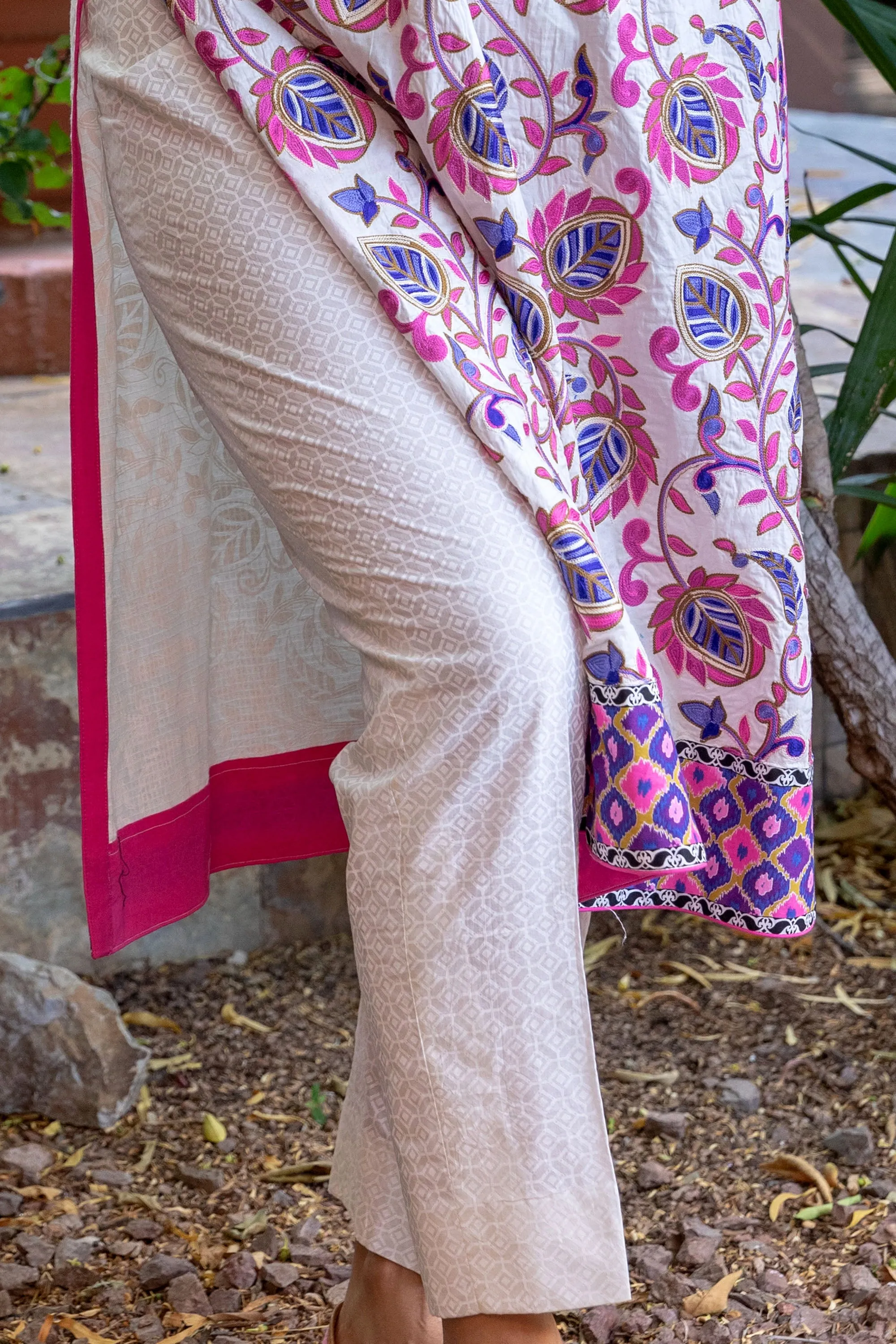 White Cotton Purple-Pink Embroidery Suit Salwar Kameez
