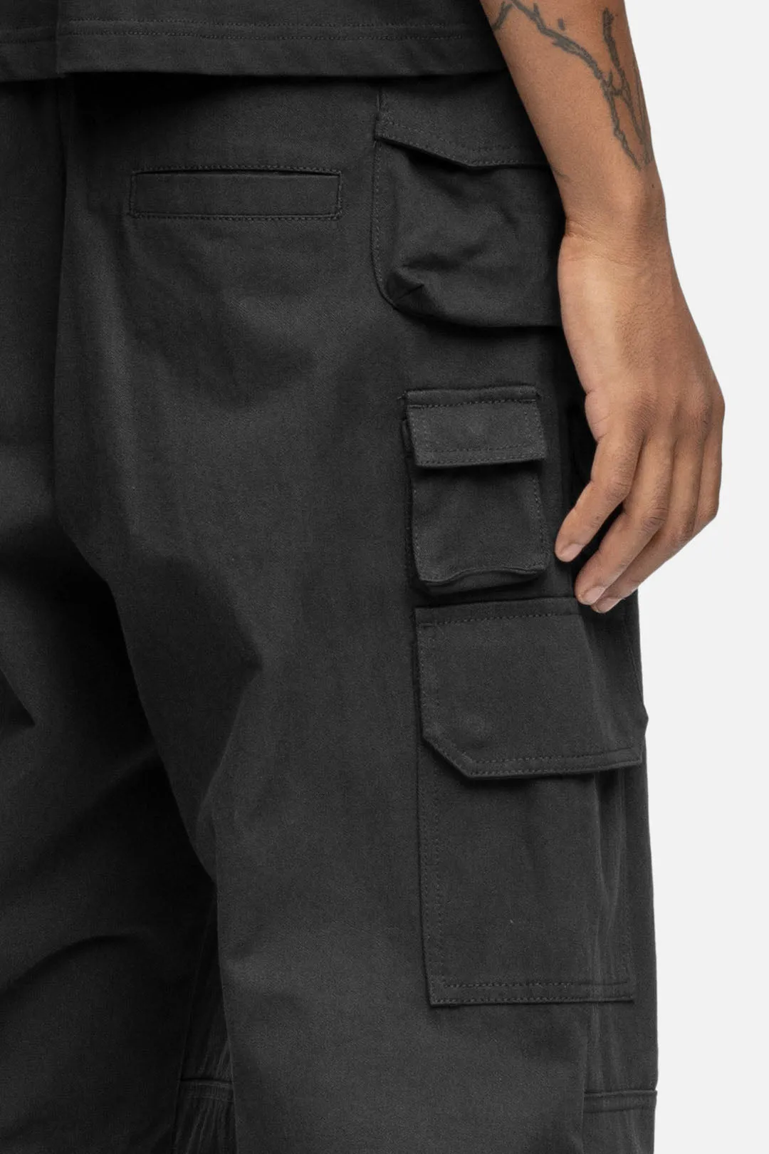 Y2 CARGO BLACK